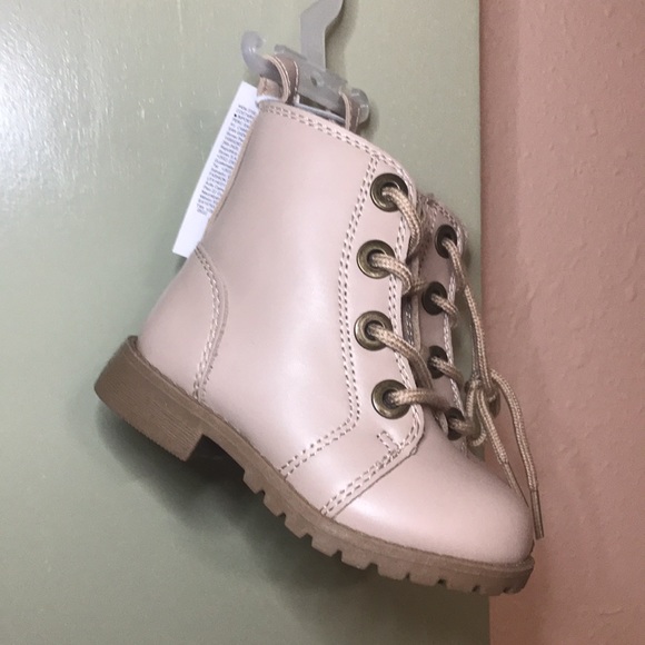 Old Navy Toddler Girl’s Blush Pink Lace-up Boots Size 5 NEW - Picture 2 of 5